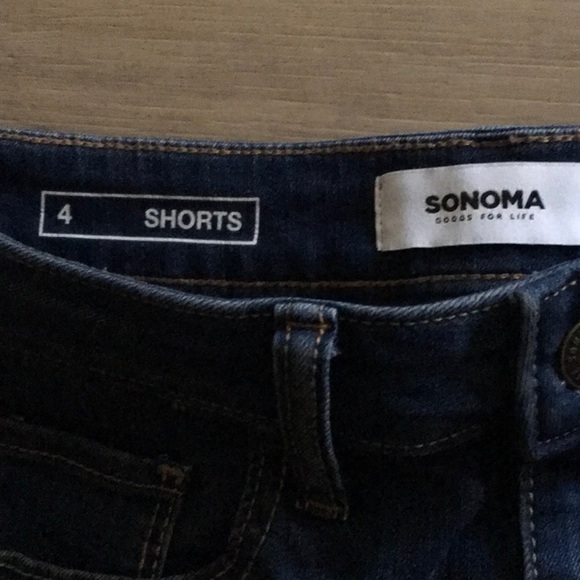 Sonoma Jean Shorts Size 4 Frayed Cuff - Picture 3 of 4